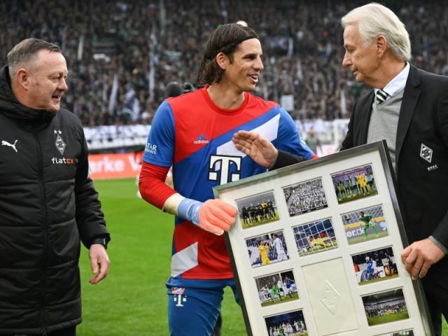 开云APP-红牌是天灾，轮换与换人是人祸，拜仁危机死灰复燃