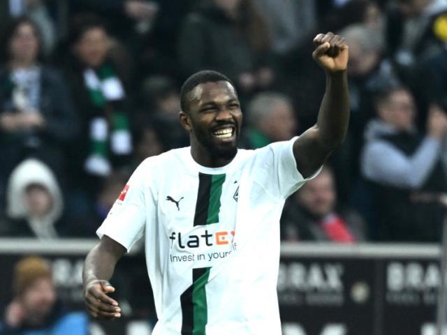 开云APP-红牌是天灾，轮换与换人是人祸，拜仁危机死灰复燃