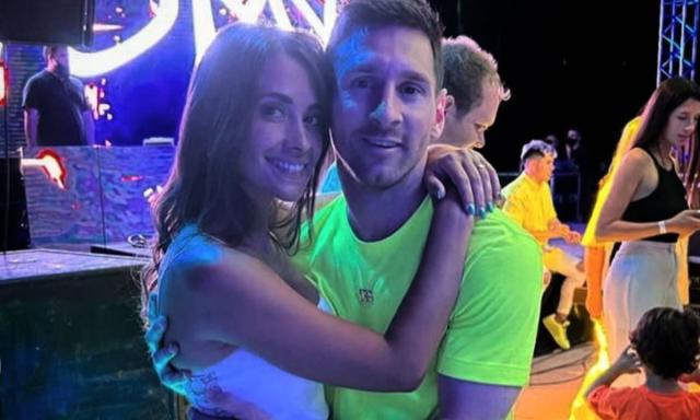 1641207082224060546.png 开云体育入口-【揭秘】梅西如何染上新冠?他何时能重返赛场?