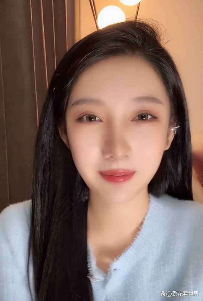开云体育入口-亲手送吴亦凡入狱5年后，都美竹迎噩耗，法院出手或使其饭碗不保