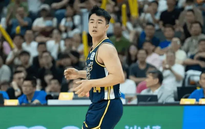 广东5人合同到期!杜润旺+2小将或留队,王少杰租借到期买断吗?